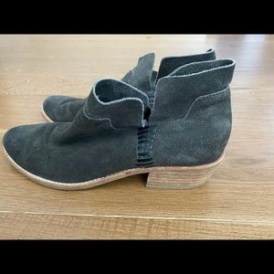 Delve Vita Booties - 8